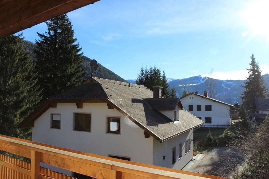 Ferienwohnung Earthloft Bad Kleinkirchheim Chambre photo